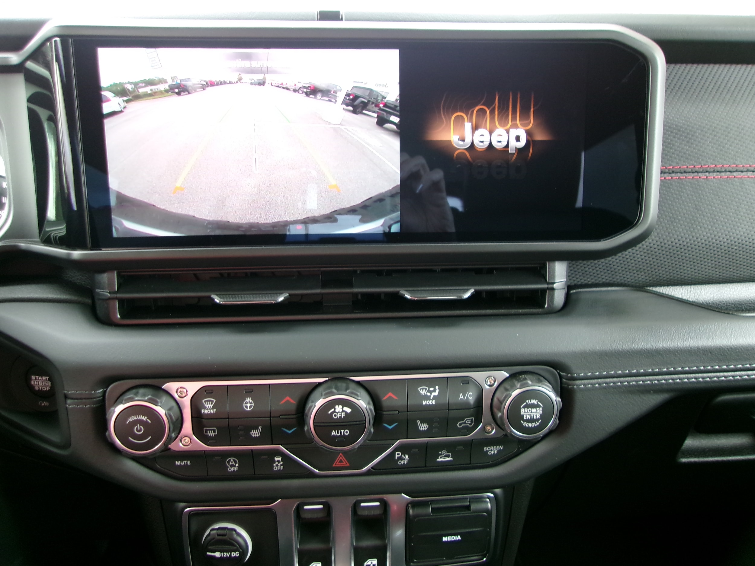 2026 Jeep Wrangler 2-Door Rubicon - Photo 15