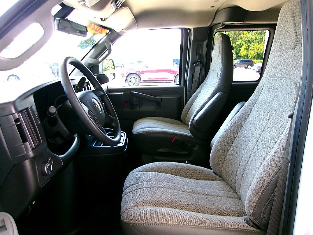 Photo 12