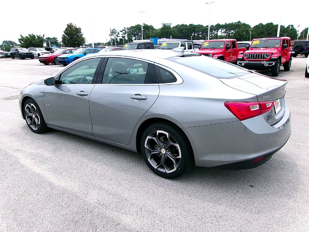 Used 2024 Chevrolet Malibu 1LT with VIN 1G1ZD5STXRF225528 for sale in Morehead City, NC