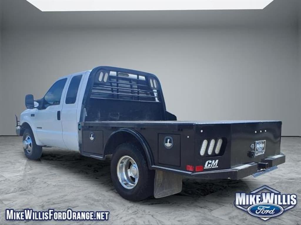 Used 2002 Ford Super Duty F-350 DRW XL