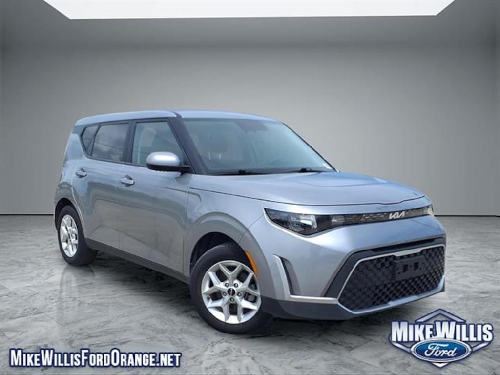Used 2023 Kia Soul LX