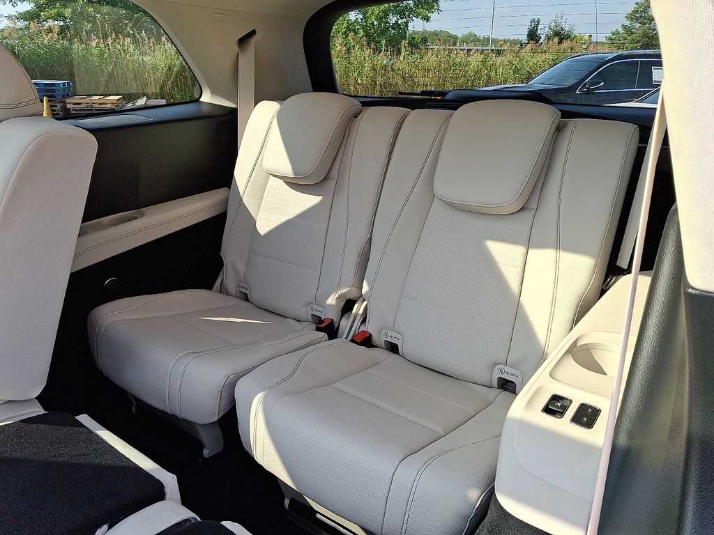 2026 Mercedes-Benz GLS Base - Photo 8