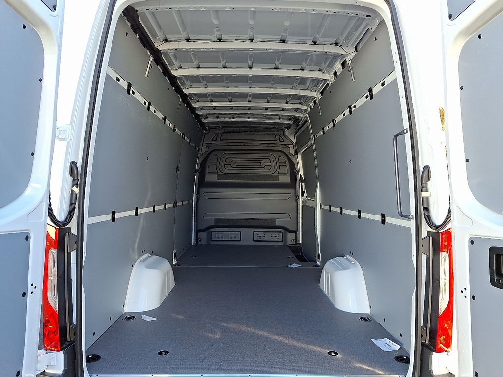 2026 Mercedes-Benz Sprinter Cargo Van Base - Photo 9