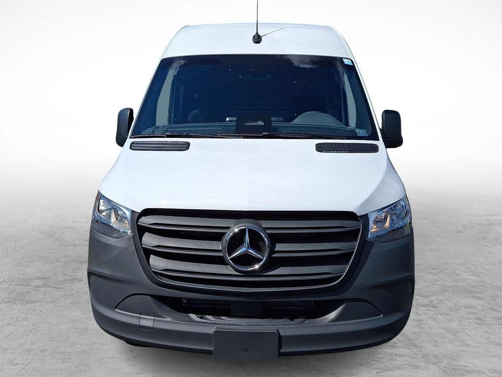 New 2026 Mercedes-Benz Sprinter 2500 Standard Roof 4-Cyl Diesel