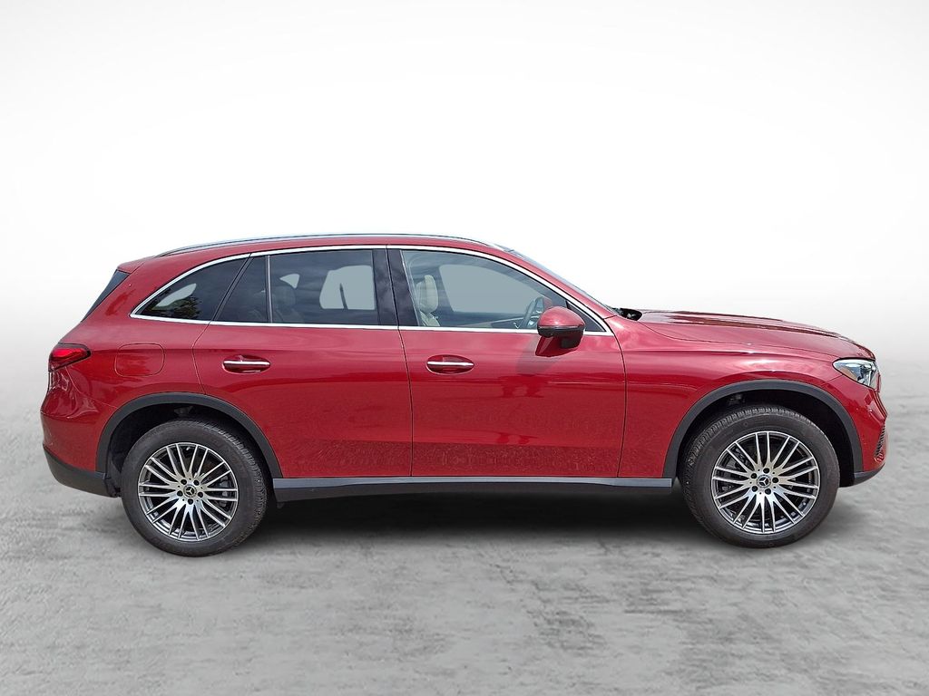 2026 Mercedes-Benz GLC Base - Photo 7