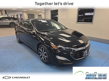 2022 Chevrolet Malibu RS Car
