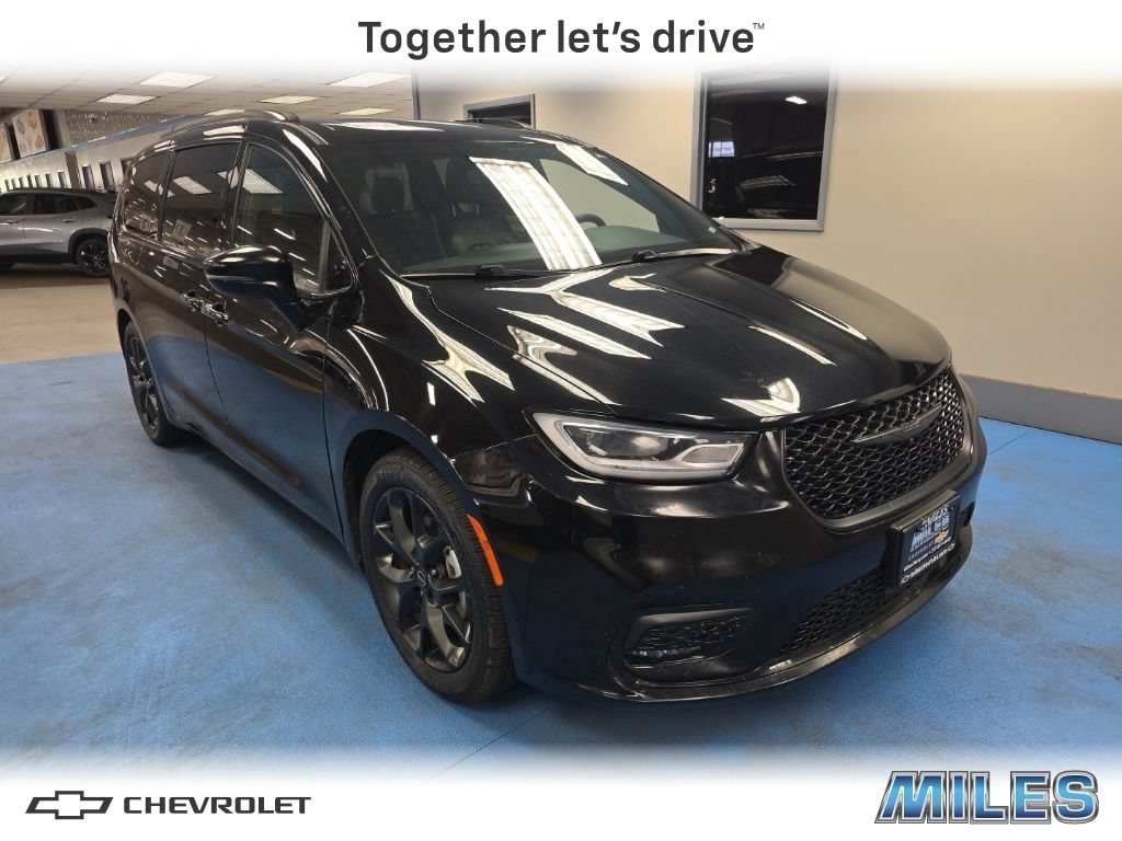 2025 Chrysler Pacifica
