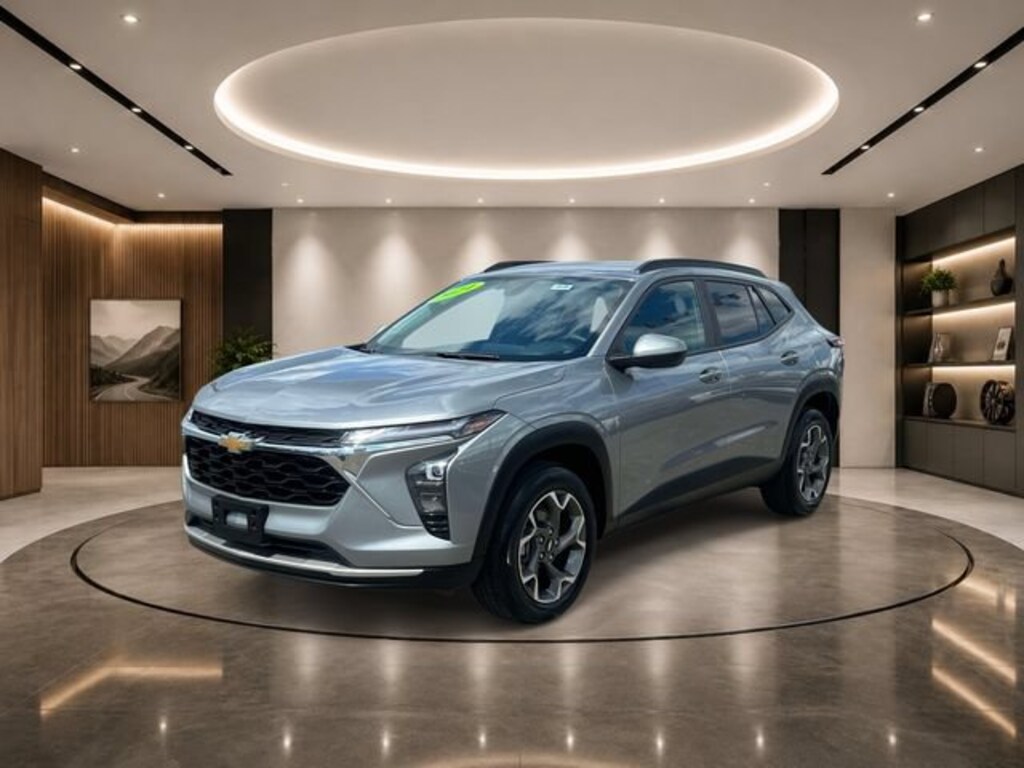 Used 2024 Chevrolet Trax LT SUV