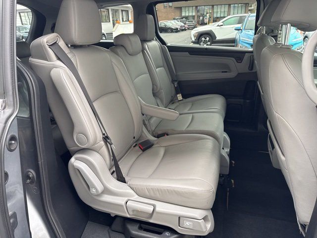 2024 Honda Odyssey EX-L - Photo 9