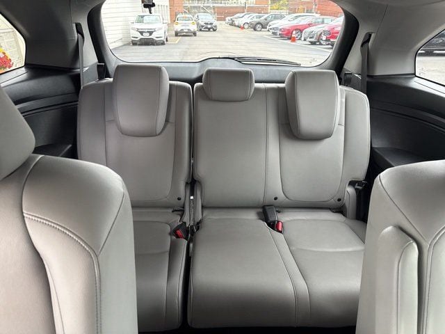 2024 Honda Odyssey EX-L - Photo 8