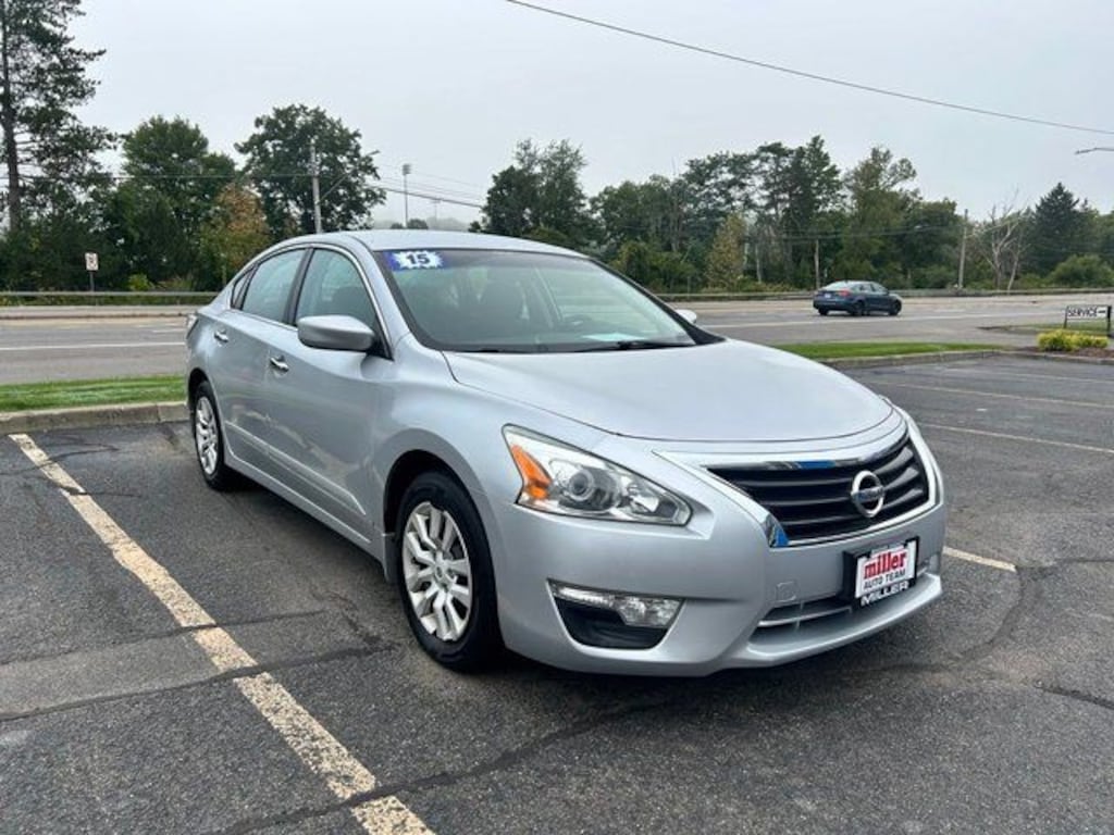 Used 2015 Nissan Altima 2.5 S Sedan