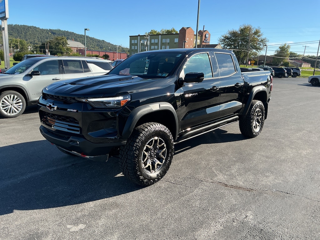 New 2026 Chevrolet Colorado ZR2 Truck