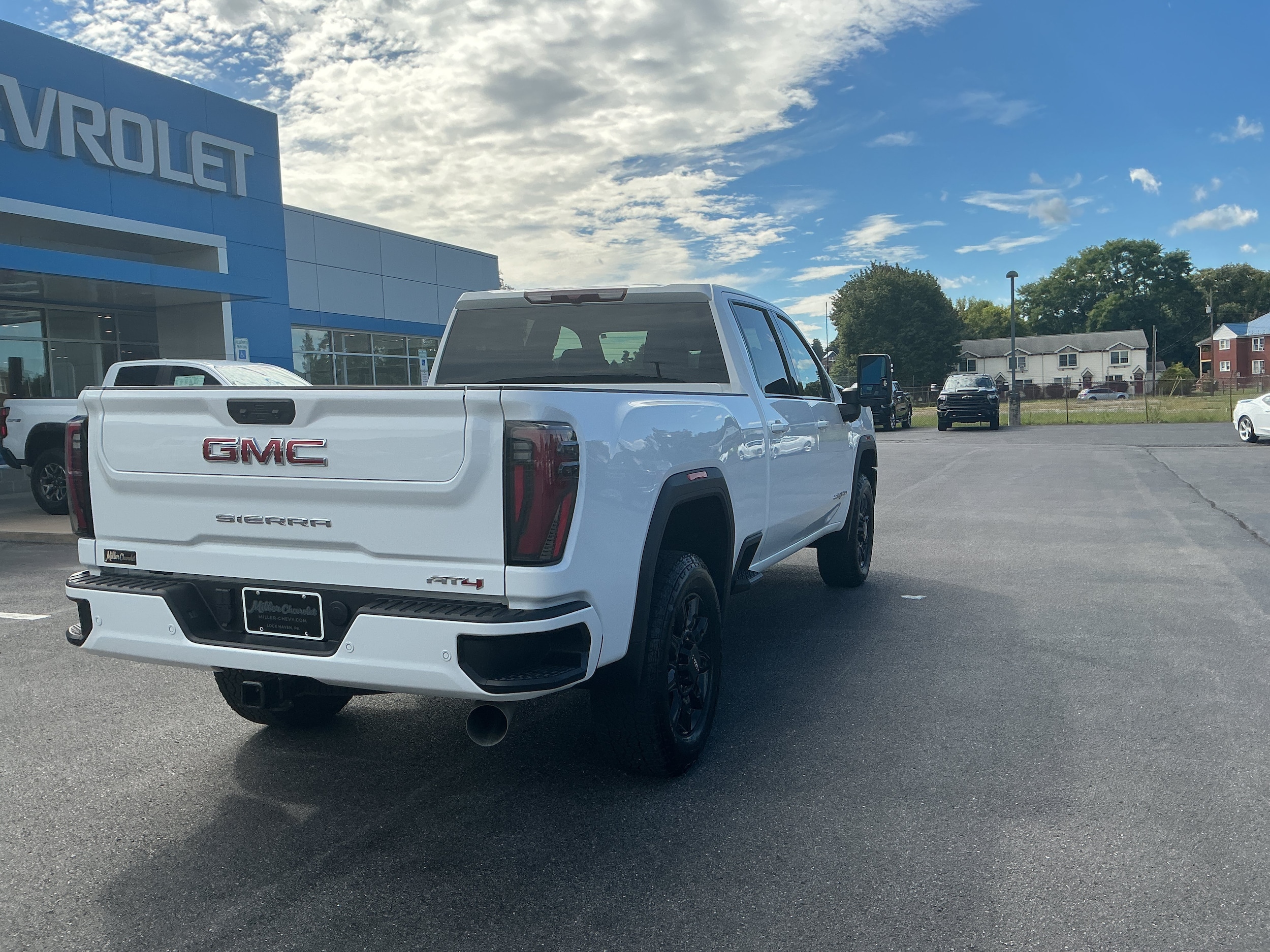 2025 GMC Sierra 2500HD AT4 - Photo 6