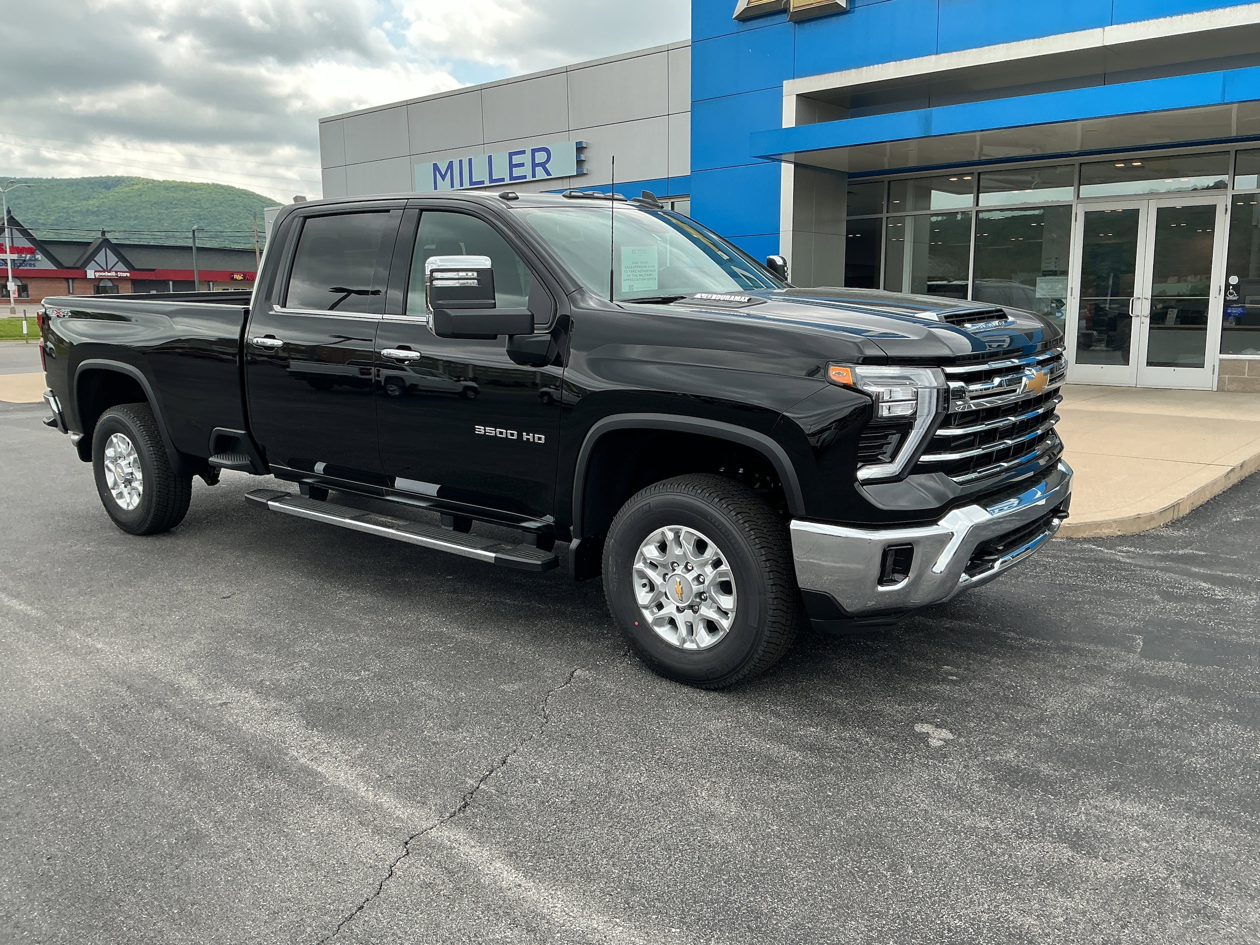 2026 Chevrolet Silverado 3500HD LTZ - Photo 2