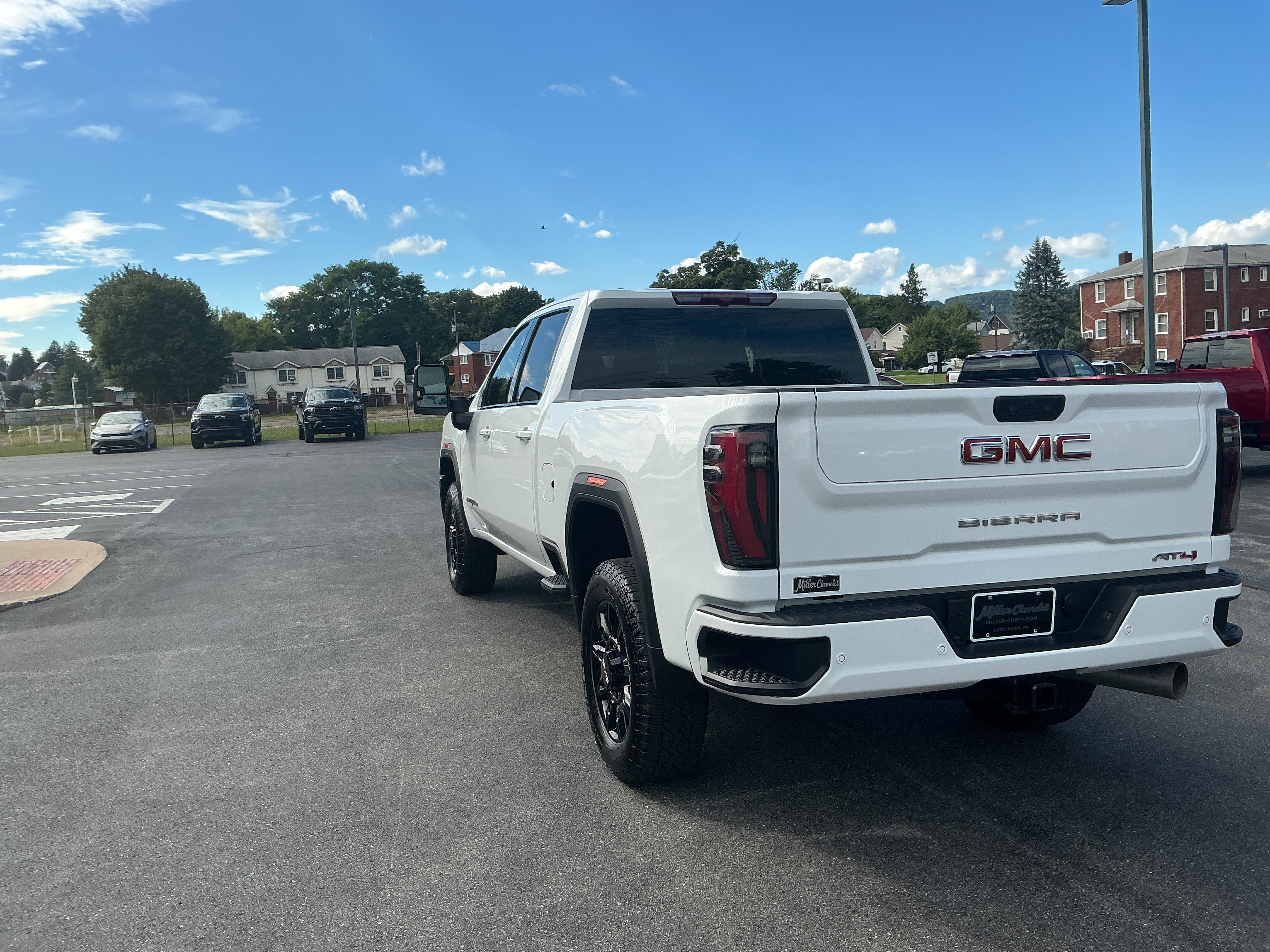 2025 GMC Sierra 2500HD AT4 - Photo 7
