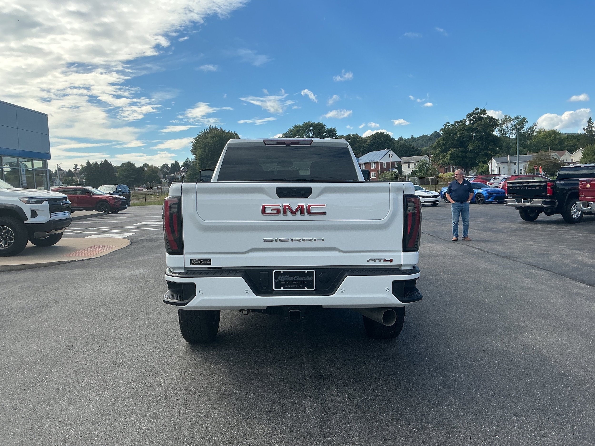 2025 GMC Sierra 2500HD AT4 - Photo 8
