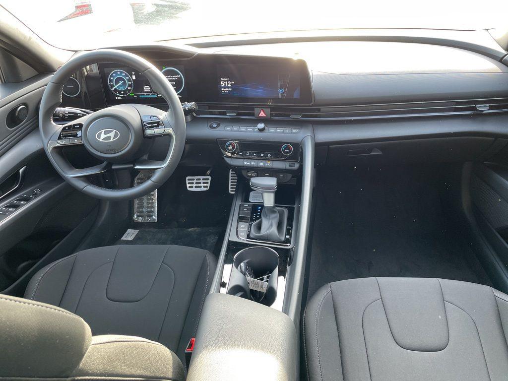 2026 Hyundai Elantra Blue - Photo 7