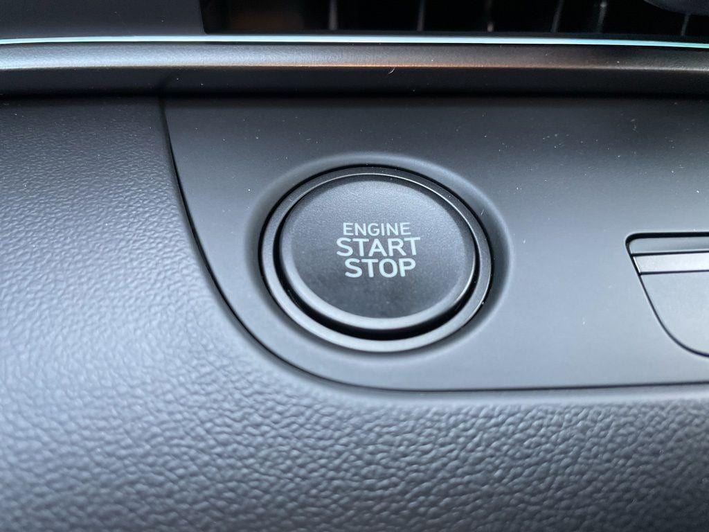 2026 Hyundai Elantra Blue - Photo 16