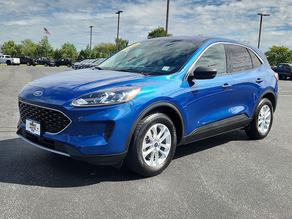 Used 2022 Ford Escape SE Sport Utility