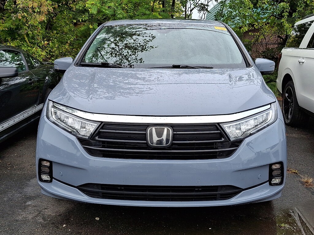 Certified 2023 Honda Odyssey Elite Passenger Van