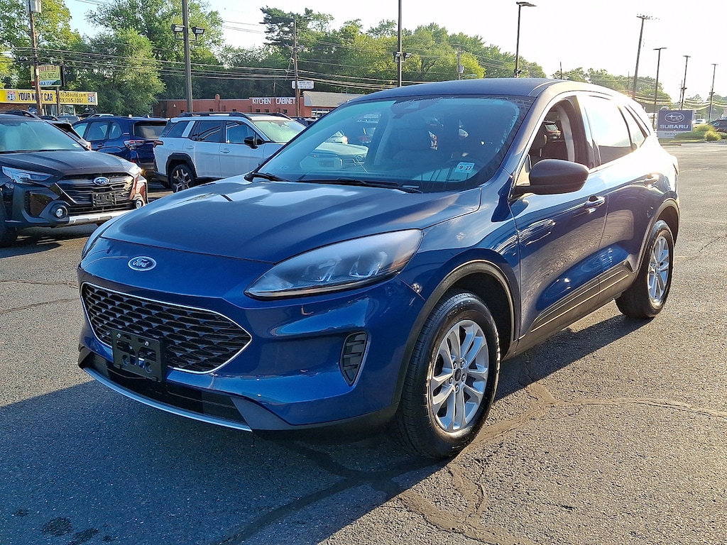 Certified 2022 Ford Escape SE Sport Utility
