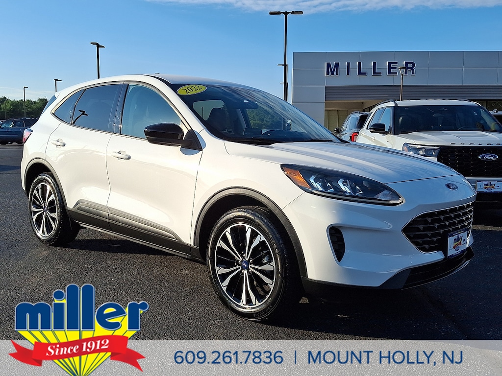 Certified 2022 Ford Escape SE Sport Utility