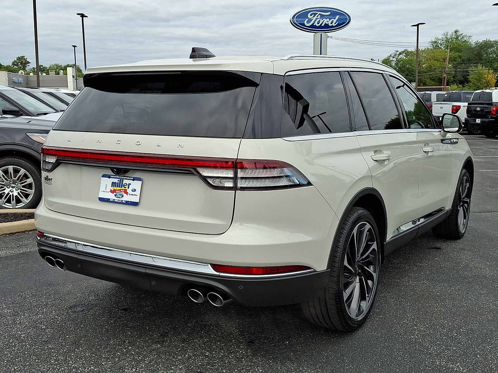 2025 Lincoln Aviator Reserve - Photo 6