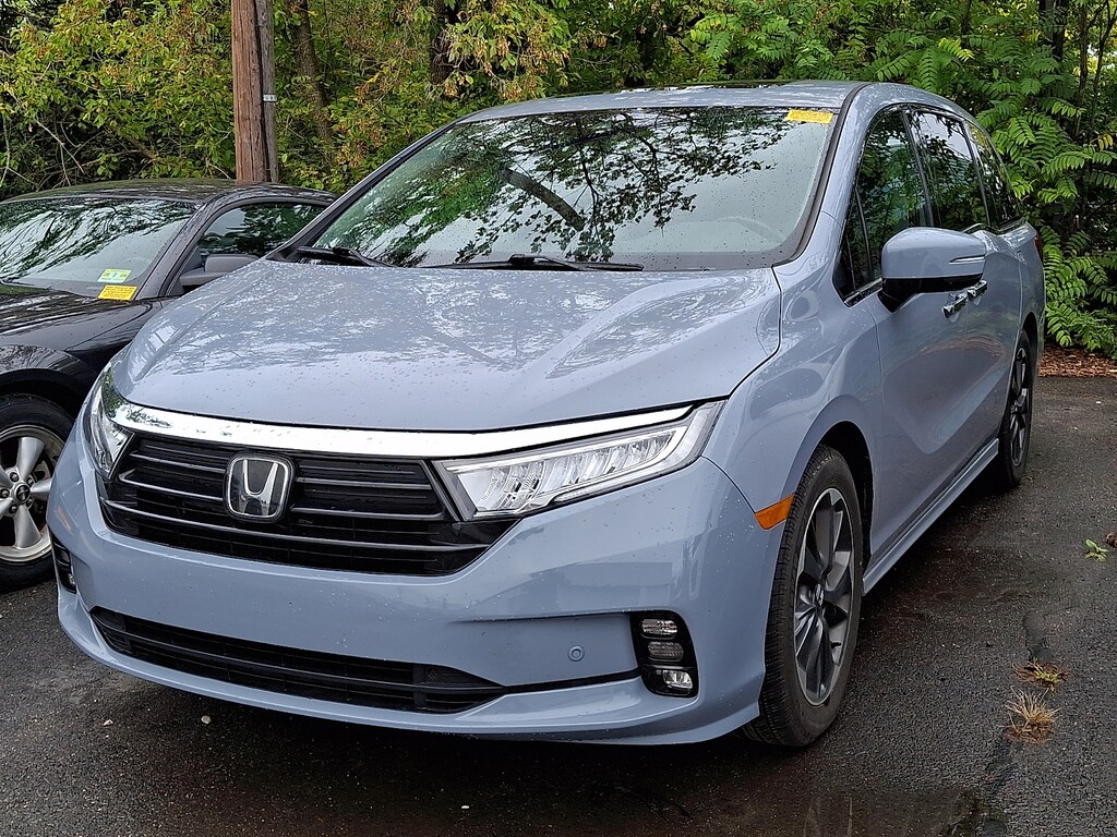 Certified 2023 Honda Odyssey Elite Passenger Van