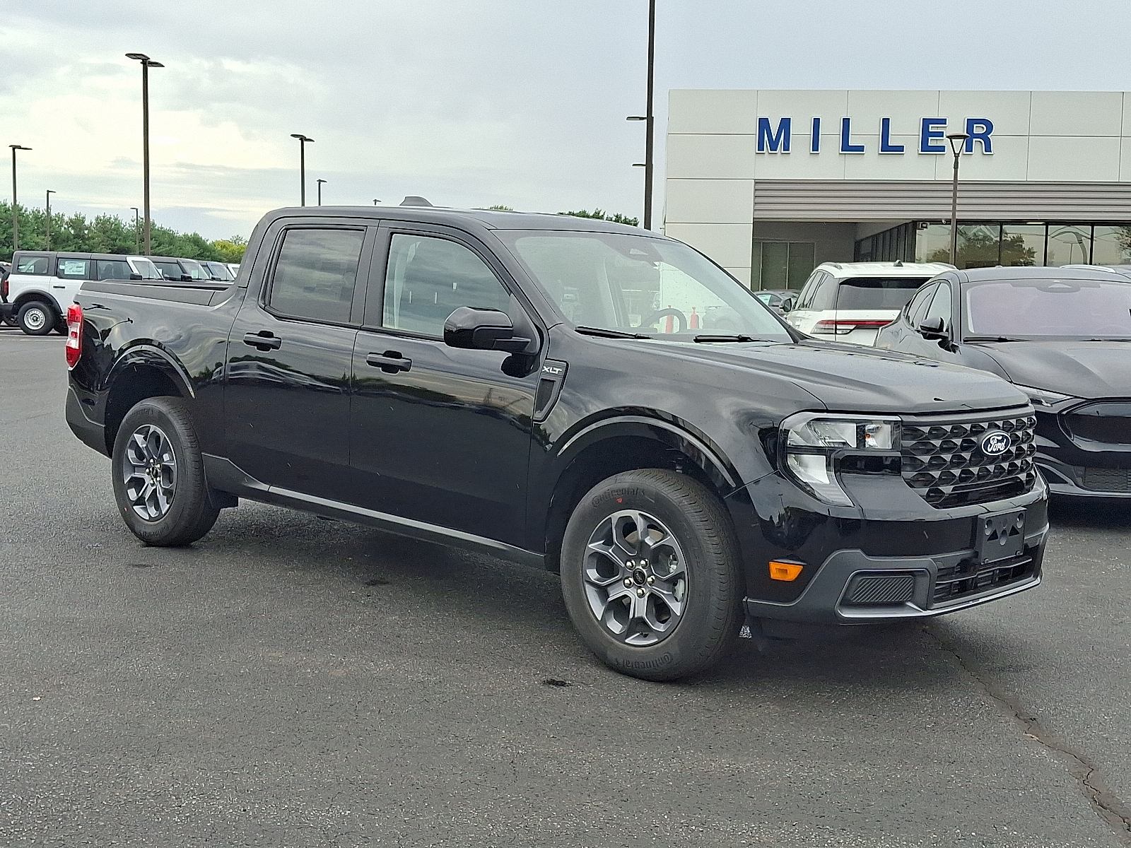 2025 Ford Maverick XLT Crew Cab