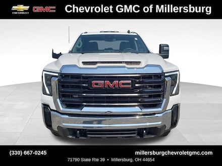 2025 GMC Sierra 3500 HD Pro Truck