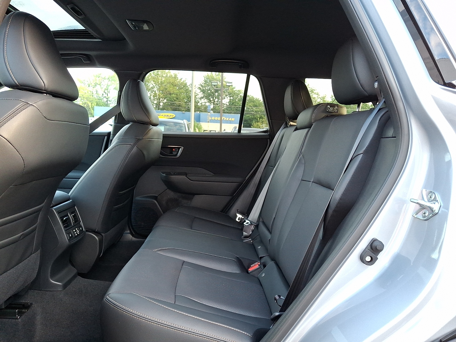 2026 Subaru Outback Limited - Photo 6
