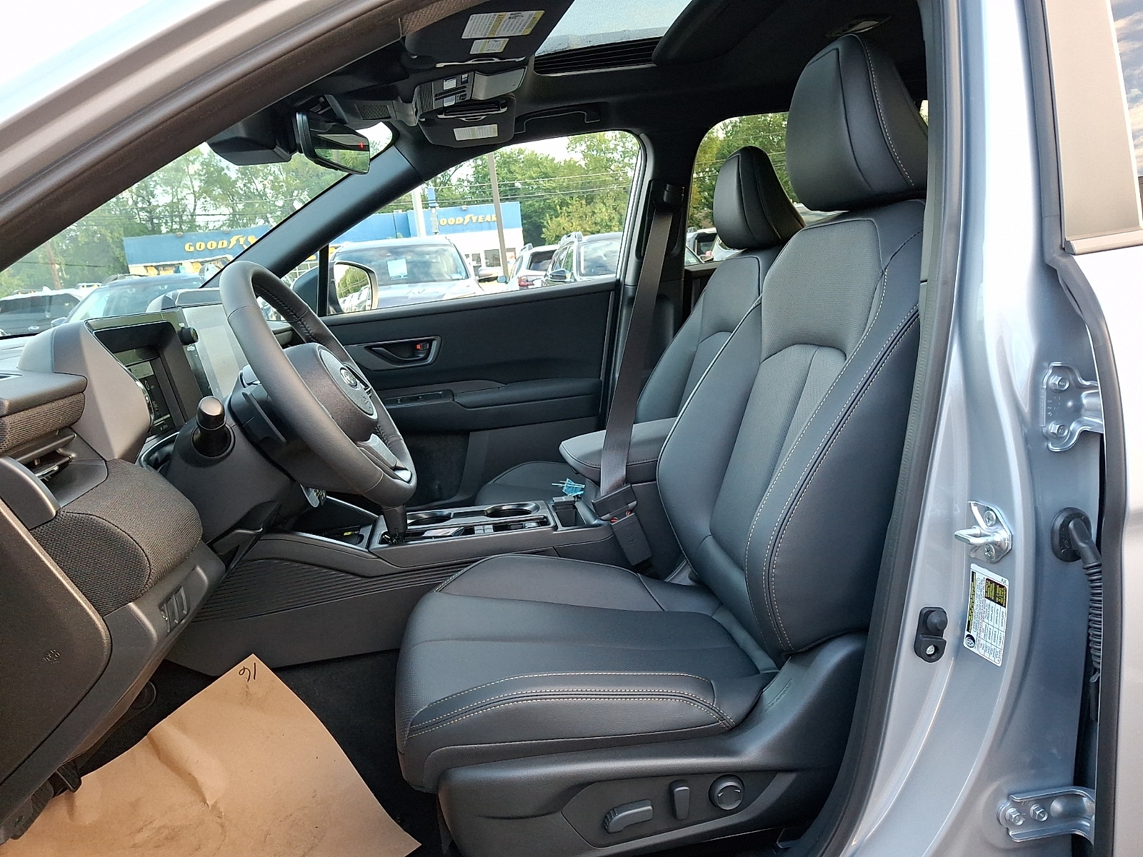 2026 Subaru Outback Limited - Photo 7
