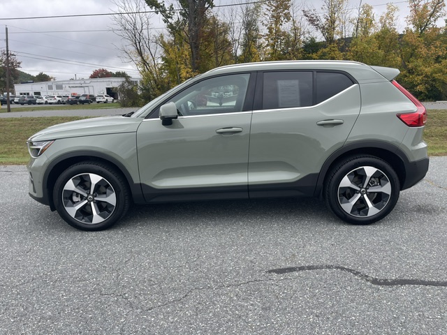 Used 2025 Volvo XC40 Plus APURP