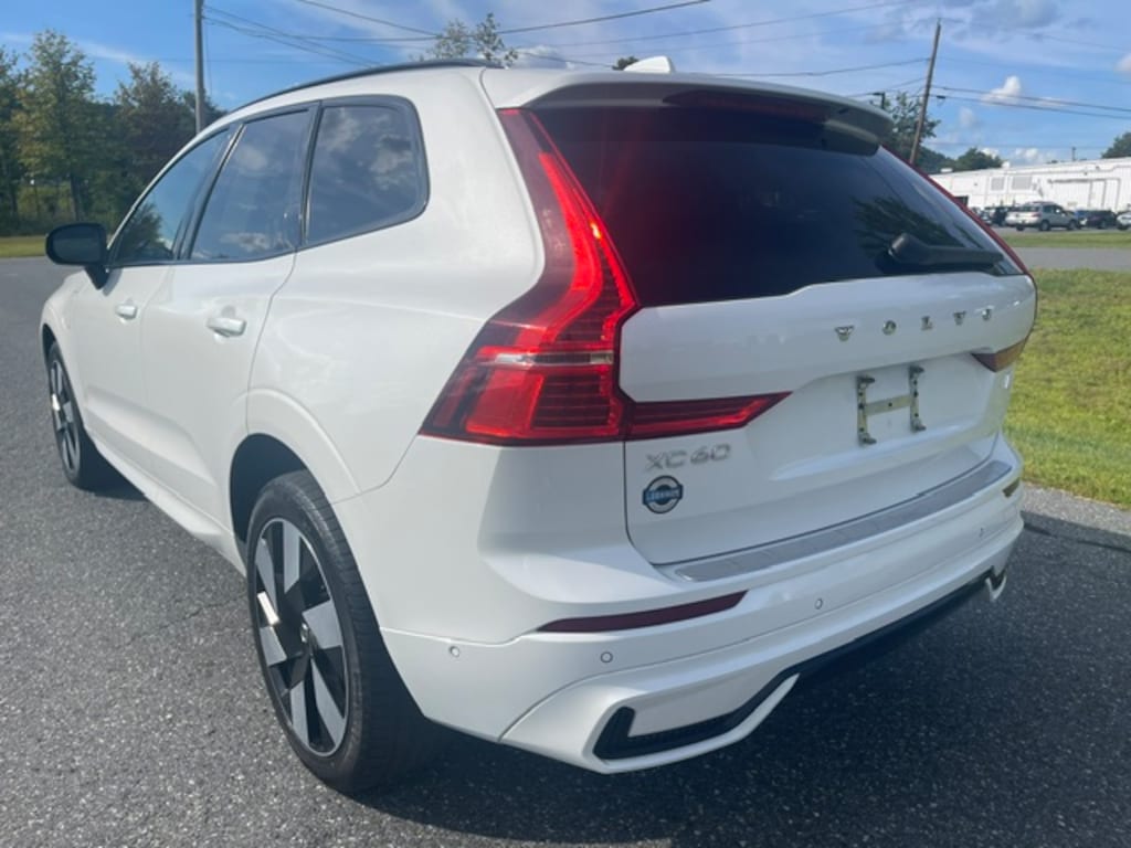 Used 2024 Volvo XC60 Plus APURP