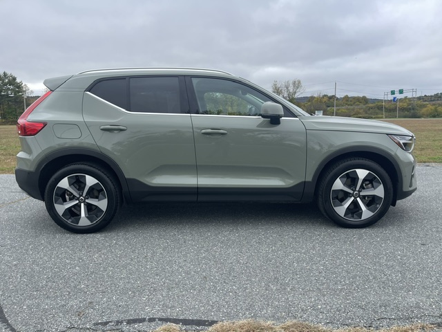 Used 2025 Volvo XC40 Plus APURP