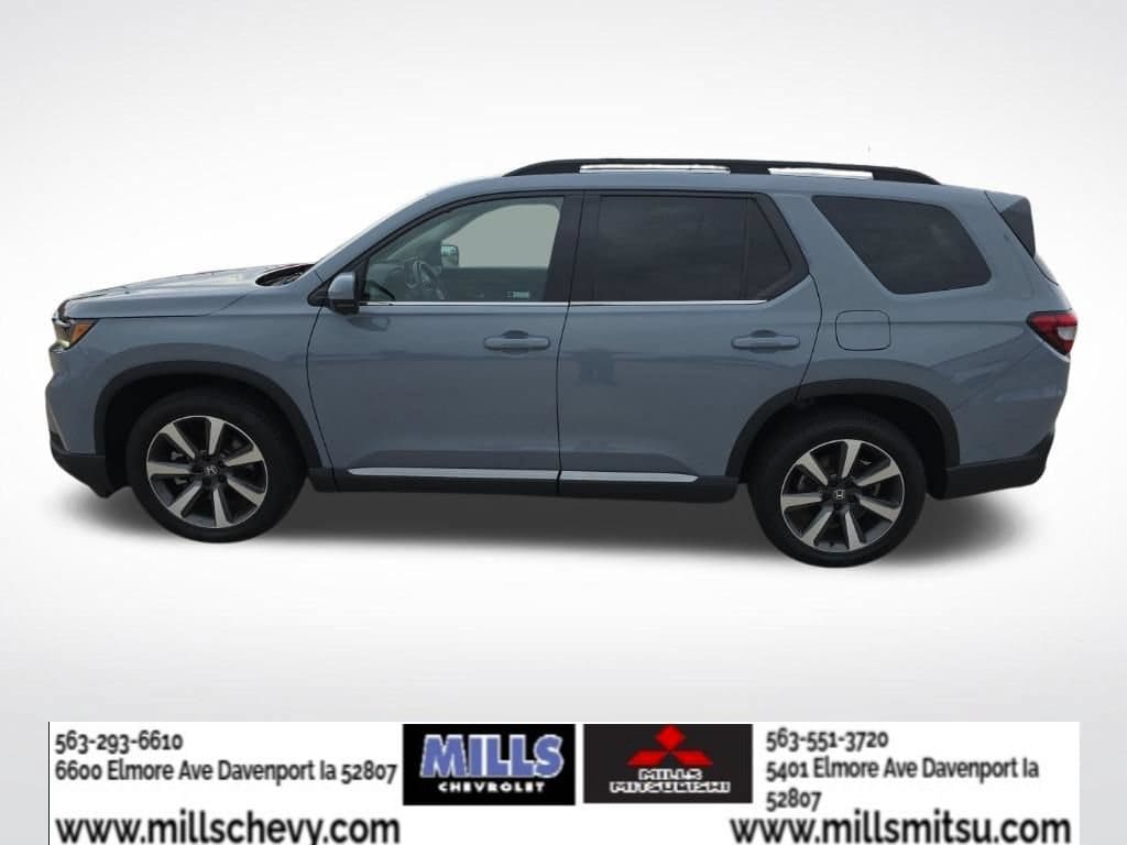 Used 2025 Honda Pilot Elite SUV