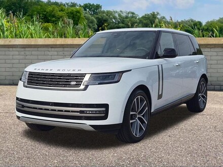 2026 Land Rover Range Rover SE SUV