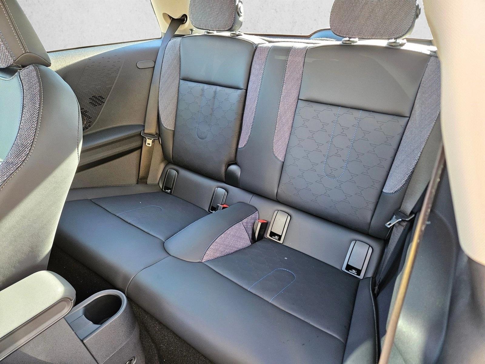 2026 MINI Hardtop 2 Door - Photo 15