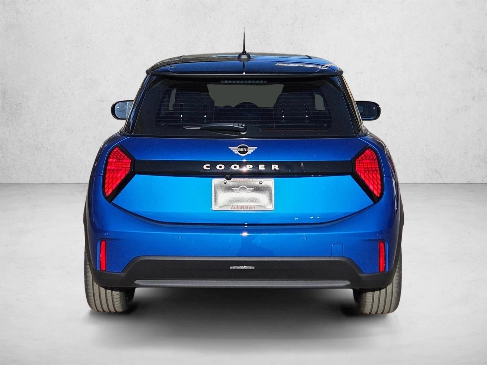 2026 MINI Hardtop 2 Door - Photo 7