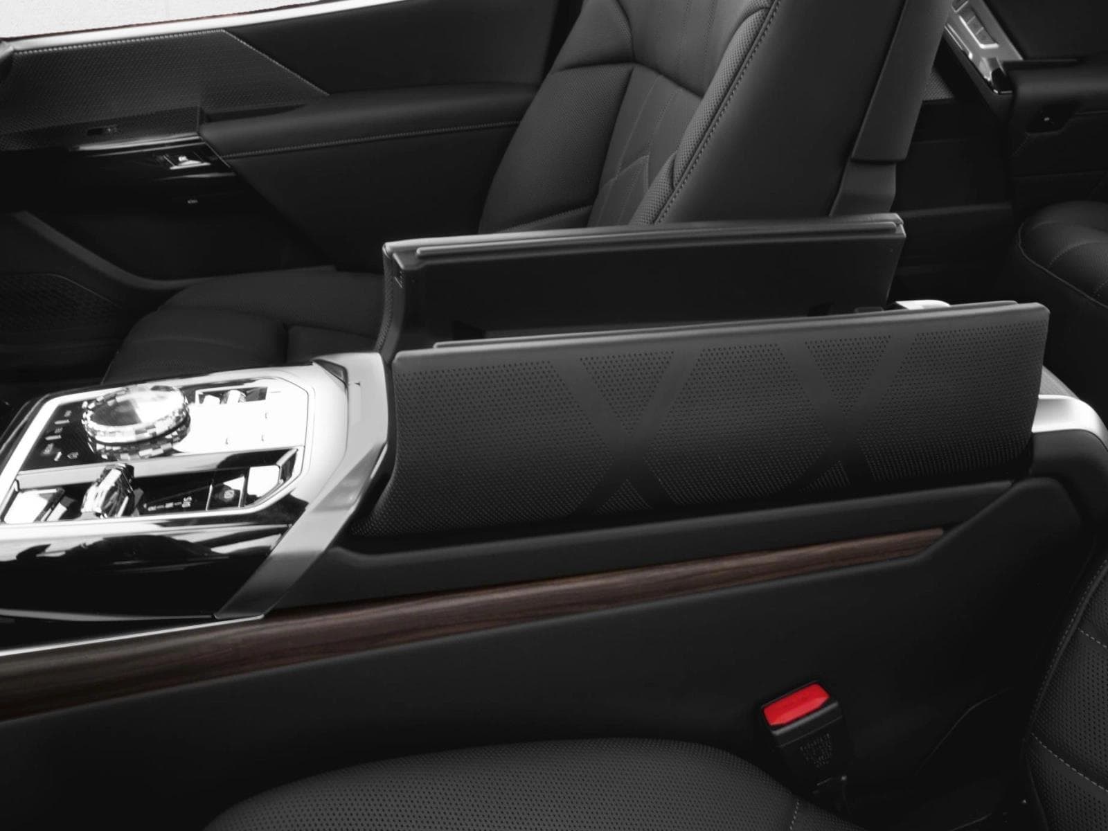 2026 BMW 7 Series 760i - Photo 10
