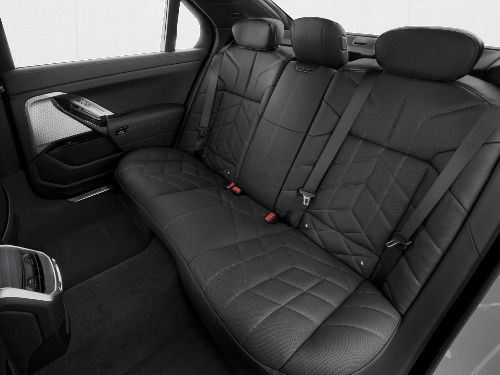 2026 BMW 7 Series 760i - Photo 9