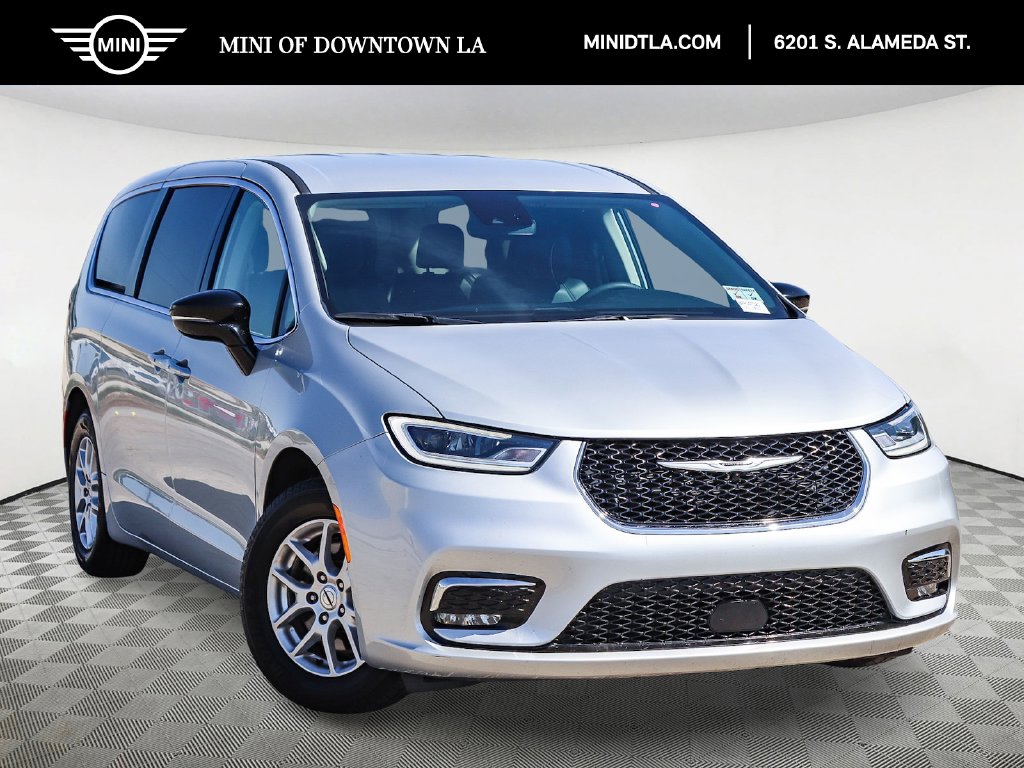 2024 Chrysler Pacifica