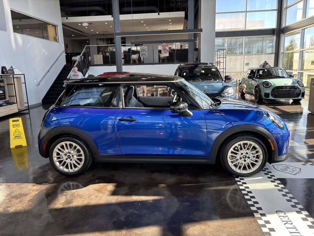 2026 MINI Hardtop 2 Door S - Photo 7