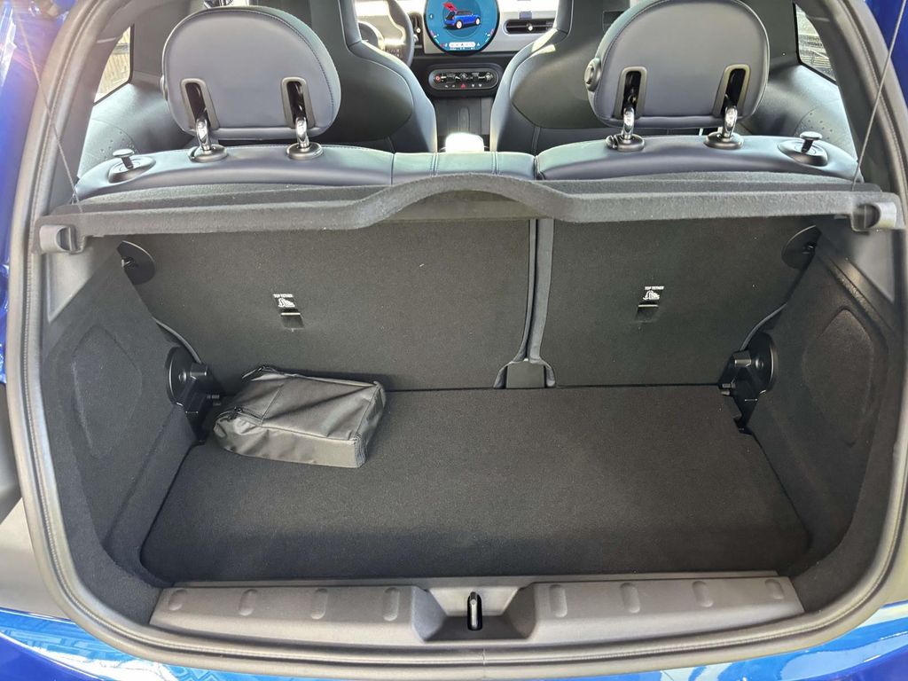 2026 MINI Hardtop 2 Door S - Photo 8