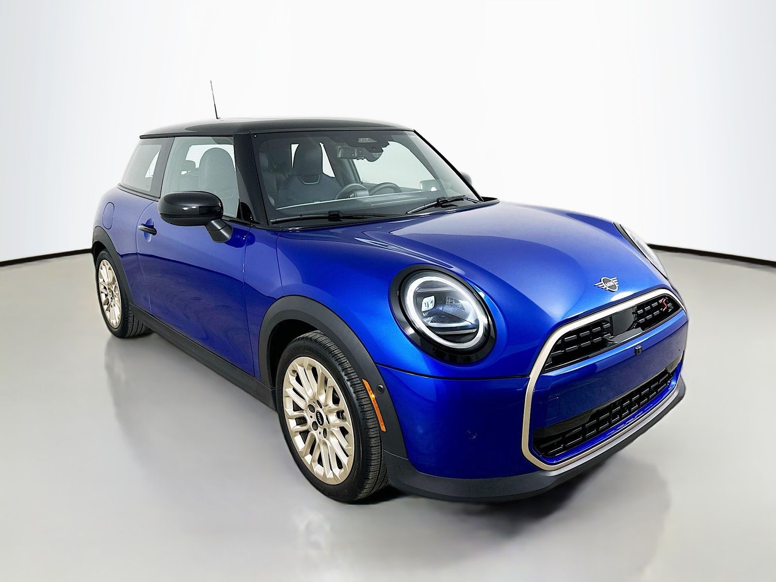 2026 MINI Hardtop 2 Door S - Photo 3