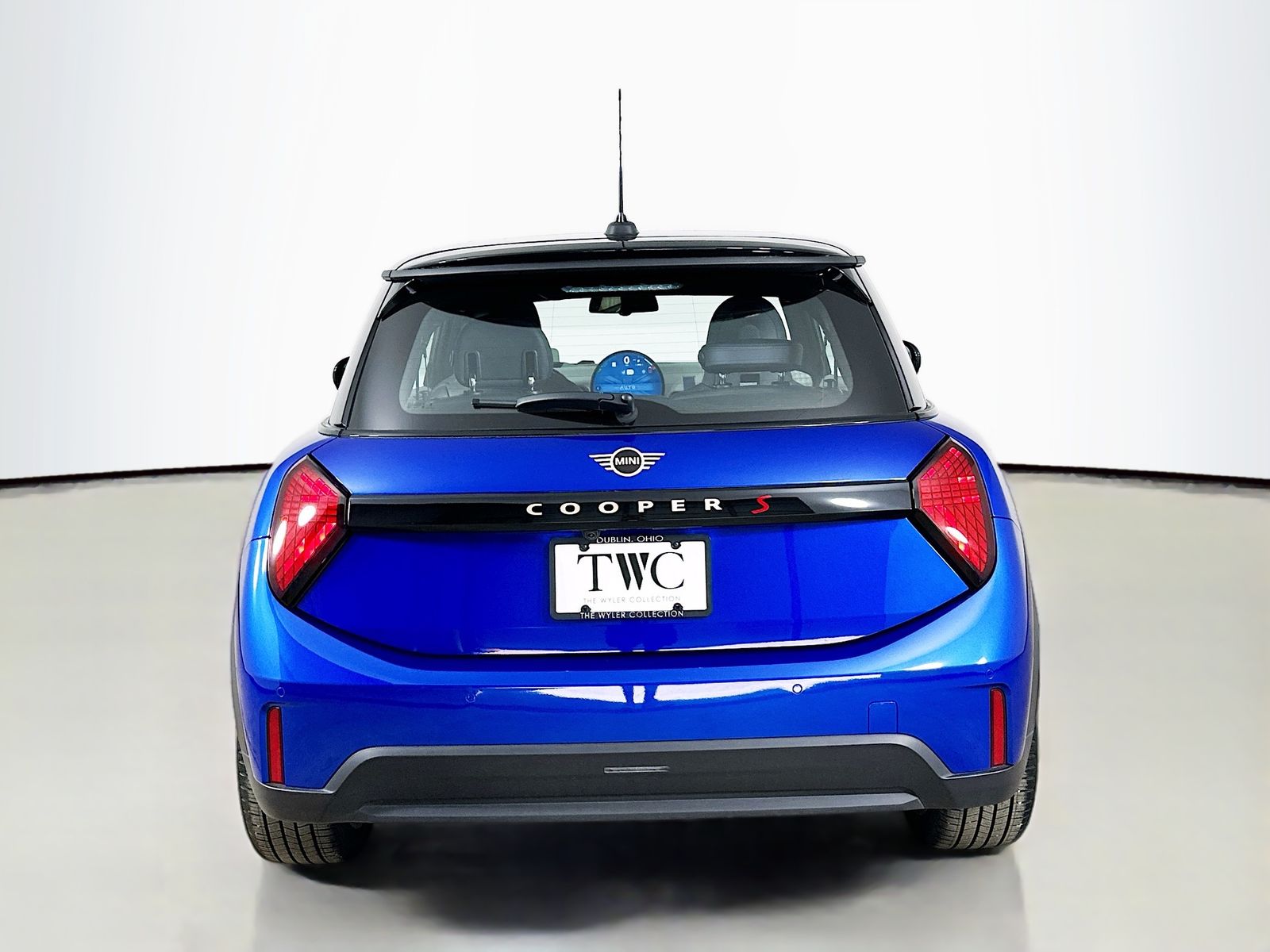2026 MINI Hardtop 2 Door S - Photo 6