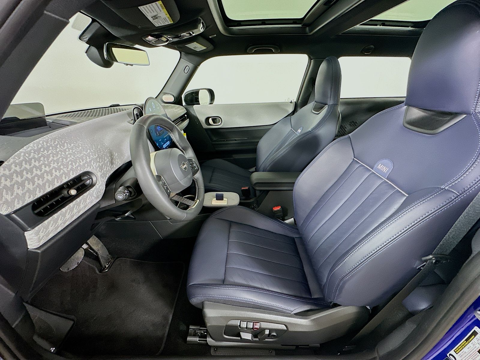 2026 MINI Hardtop 2 Door S - Photo 31