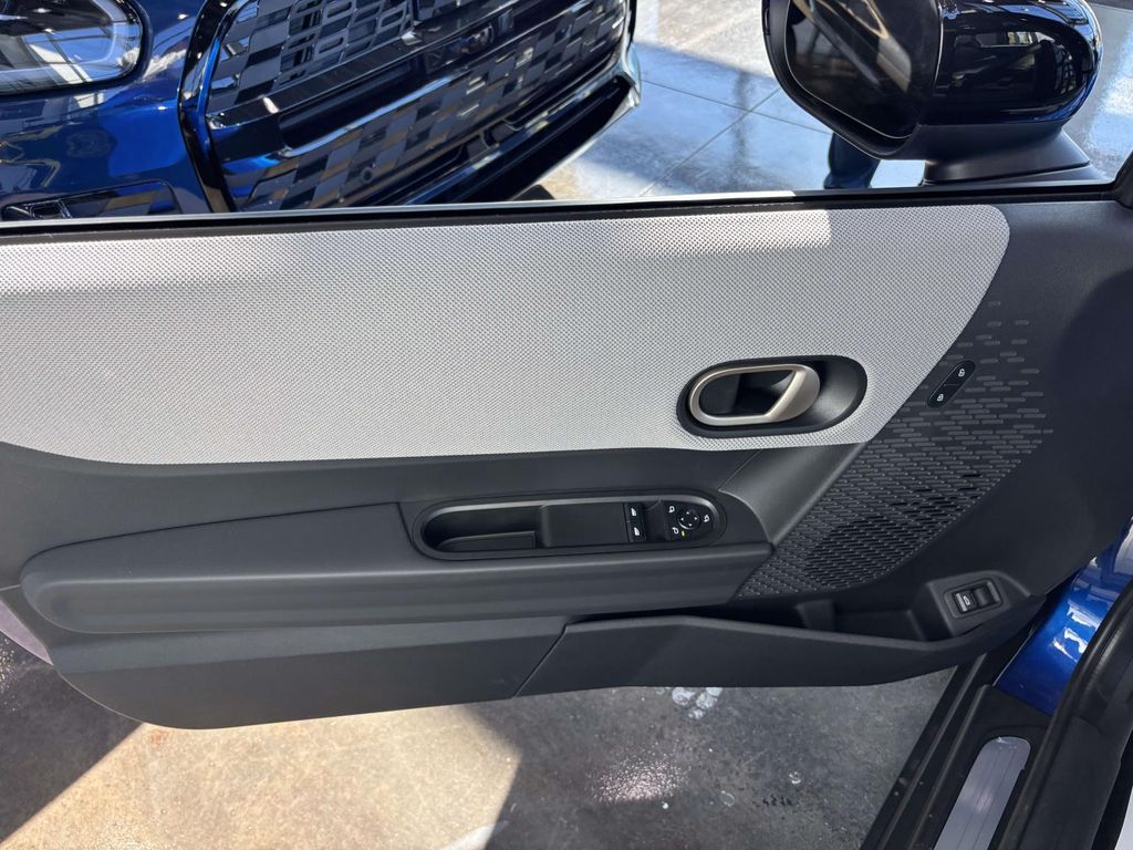 2026 MINI Hardtop 2 Door S - Photo 10