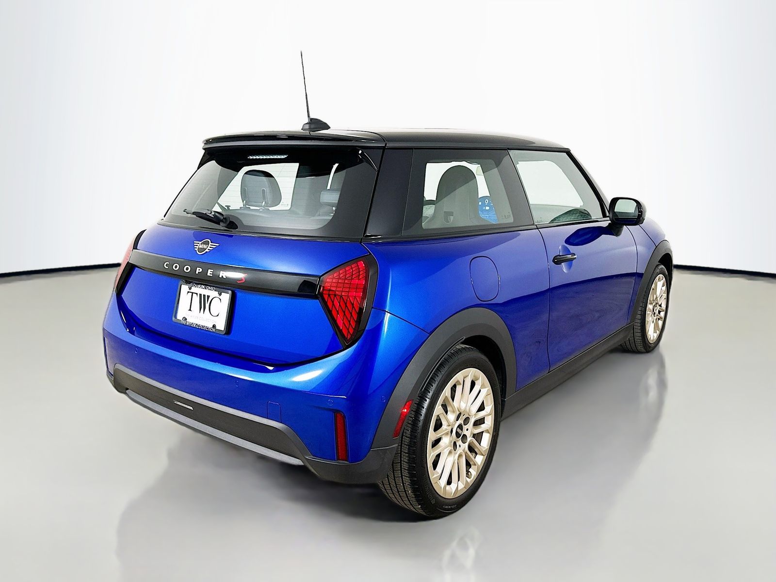2026 MINI Hardtop 2 Door S - Photo 5
