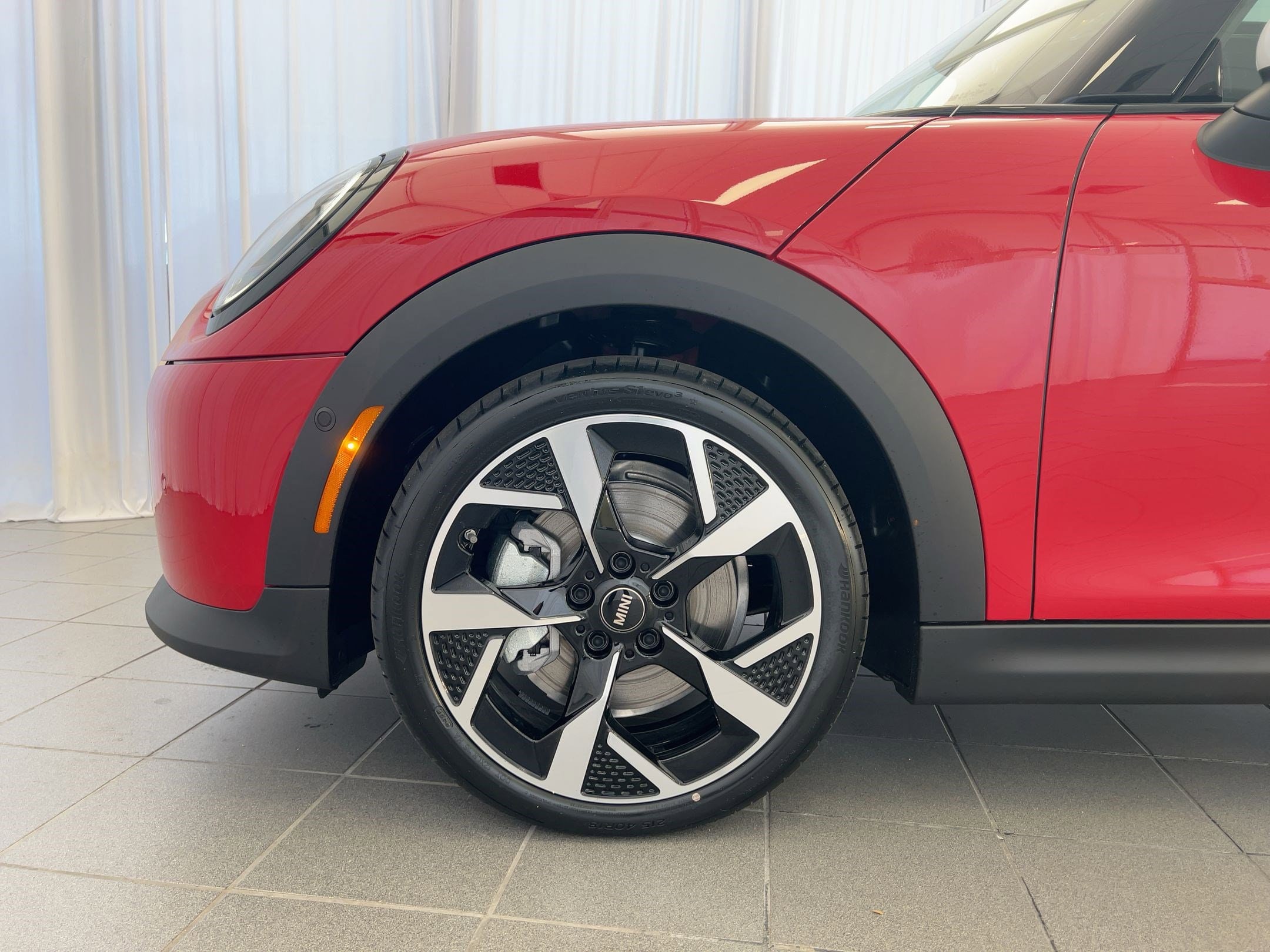 2026 MINI Hardtop 2 Door - Photo 11